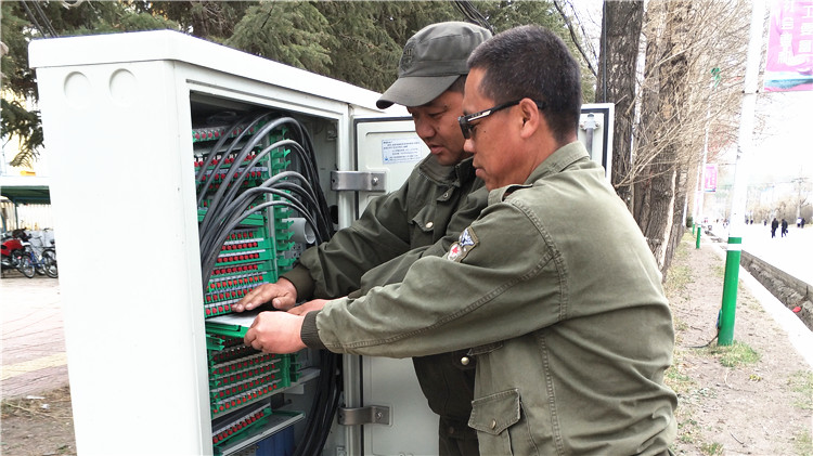綽源電訊處實施光纜接入.jpg