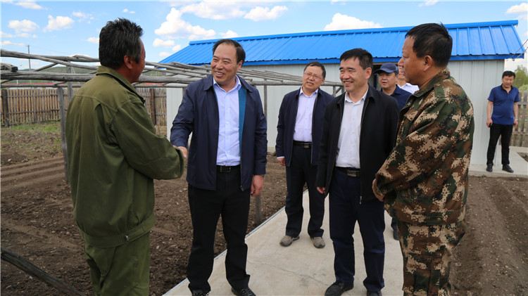 陳佰山到克一河林業局調研 (1).JPG