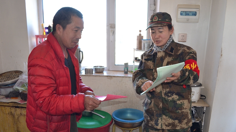 綽源梨子山防火宣傳 防患未“燃”1_副本.jpg
