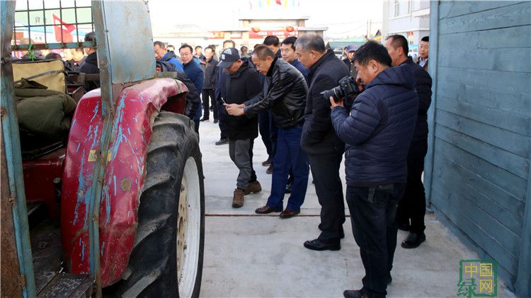 林區生態保護建設購買服務現場會在根河林業局繼續進行 (4).JPG