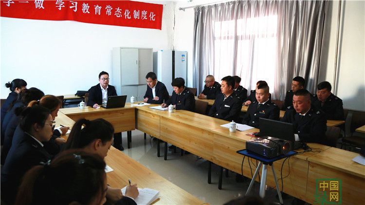 管理局十九大第三宣講組深入克一河林業(yè)局森林病蟲害防治檢疫站進行宣講.JPG
