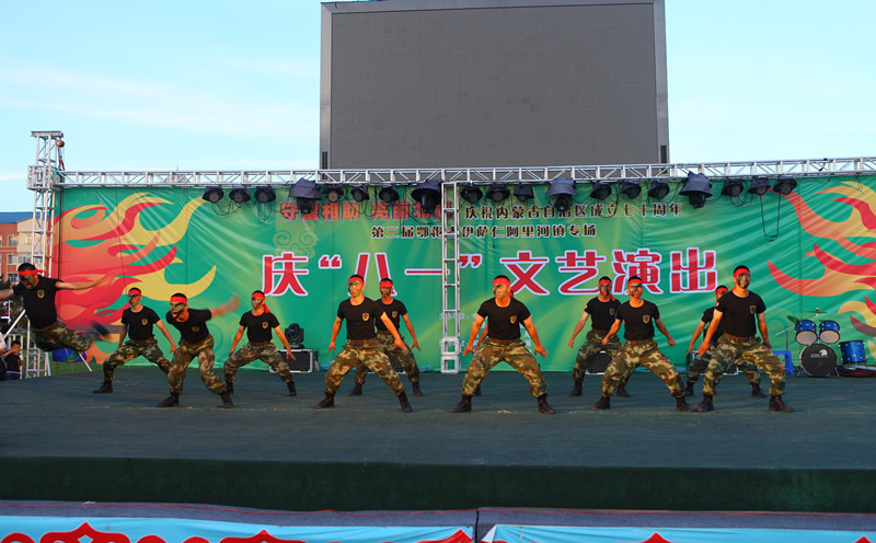舞蹈：軍魂.JPG
