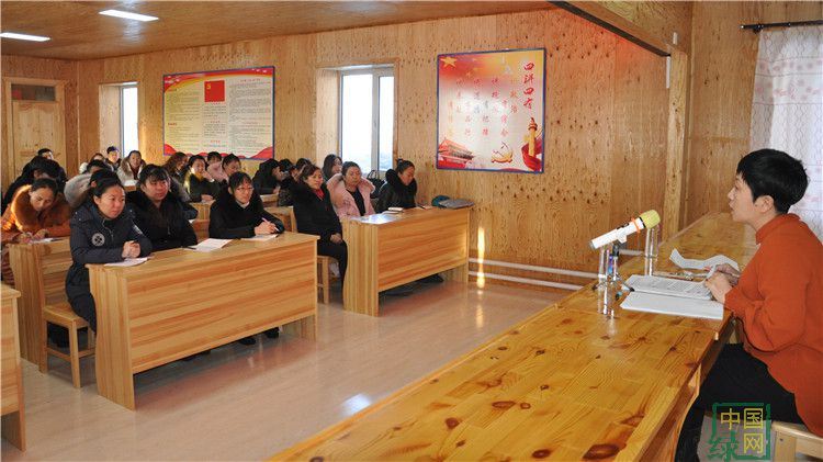 烏爾旗漢林業(yè)局召開了統(tǒng)戰(zhàn)成員黨的十九大精神學(xué)習(xí)會3.jpg