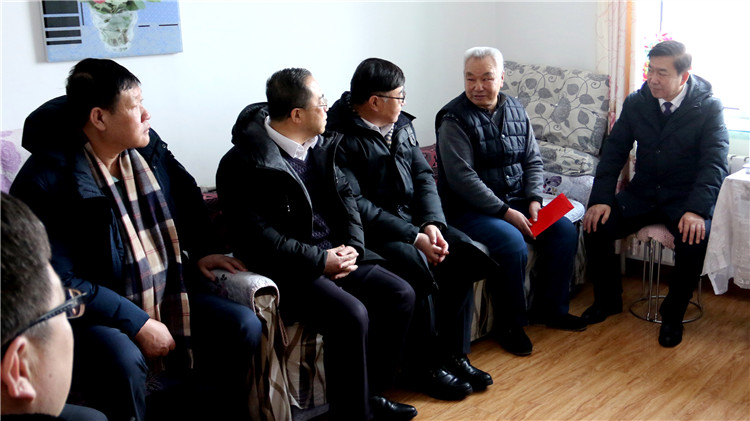 26 莫爾道嘎林業局開展節前走訪慰問活動 二次構圖.jpg