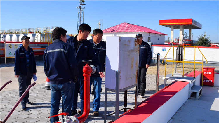 興安石油公司開展節前安全檢查.JPG