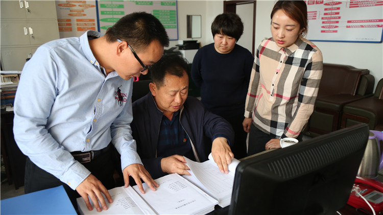 管理局黨風廉政建設“兩個責任”督導組到克一河林業局檢查督導工作 (1)_副本.jpg
