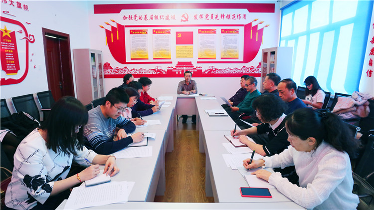 綽爾河生態(tài)文學(xué)協(xié)會座談會_副本.jpg