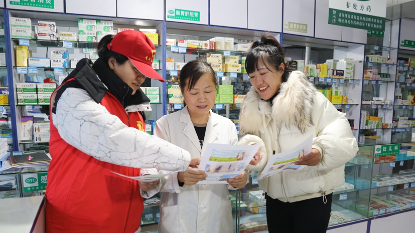 得耳布爾森工公司開展憲法宣傳日活動.JPG