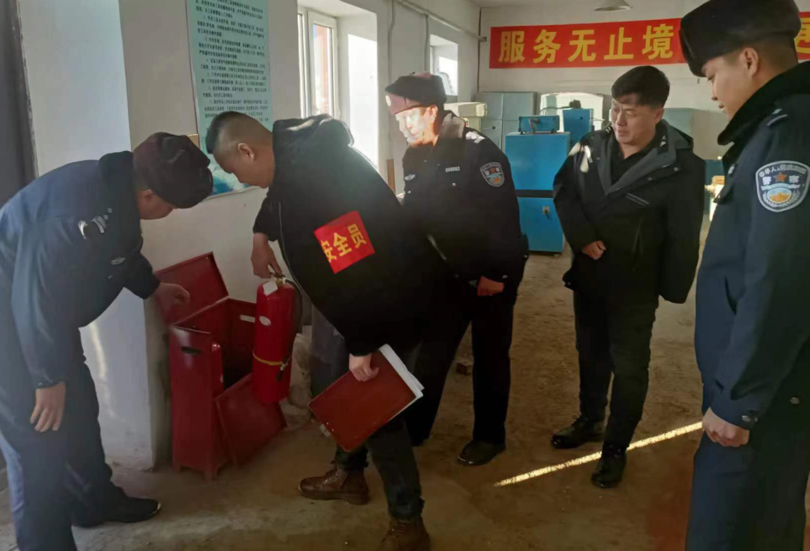 得耳布爾森工公司永青林場開展節(jié)前安全生產(chǎn)隱患雙查改后.jpg