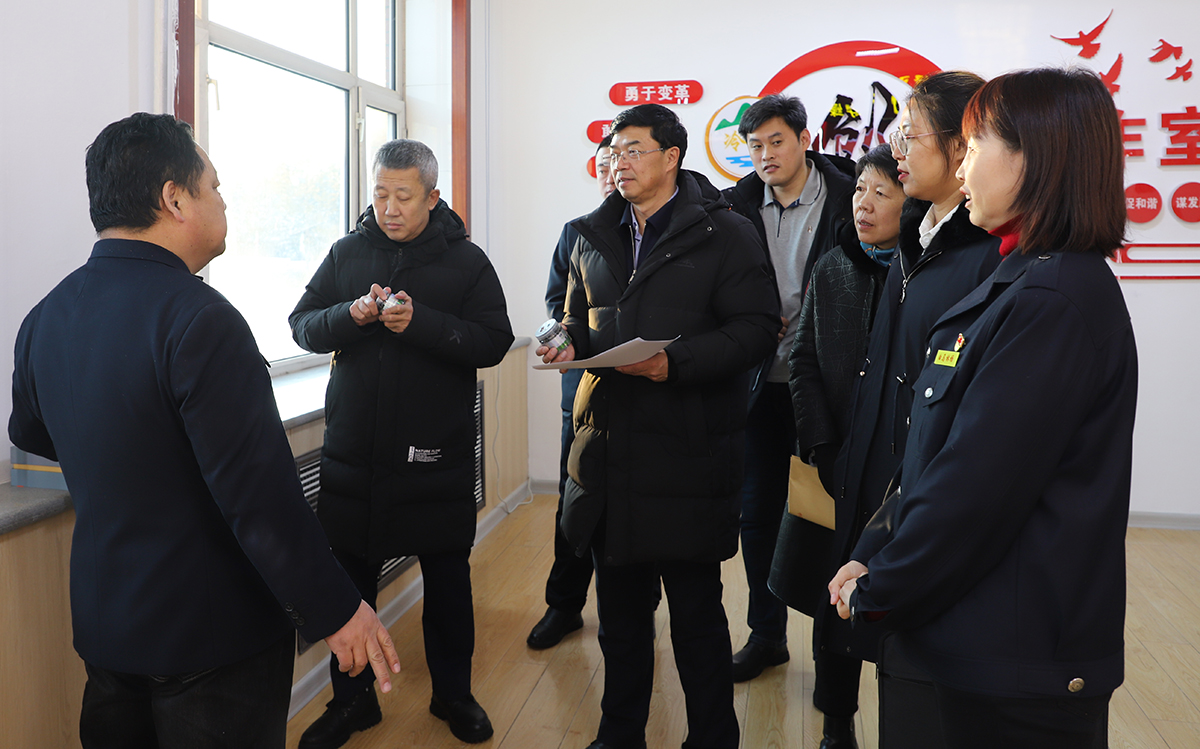 森工集團黨委堡壘支部第四評估驗收工作組到滿歸森工公司開展評估驗收工作4改后.jpg