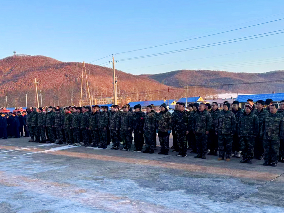 吉文森工公司強化森林消防隊伍體能訓練 (5)_副本.jpg
