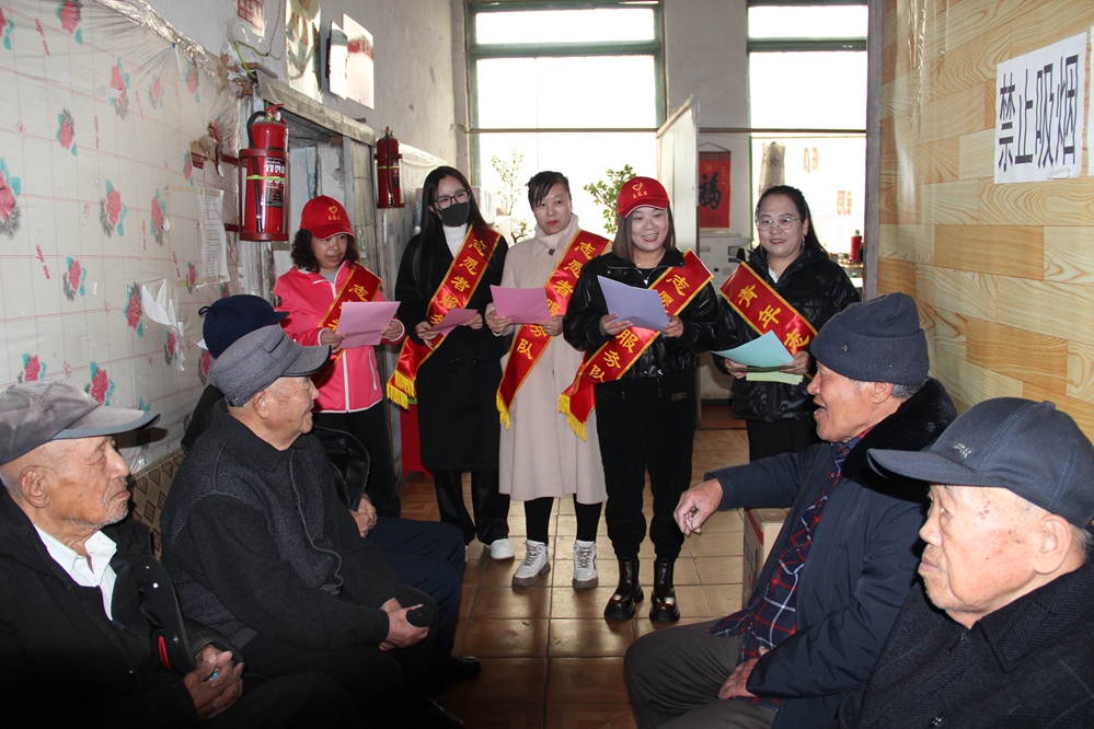 伊圖里河林業有限公司團委開展“國家安全 青春挺膺”國家安全集中宣傳教育活動.JPG
