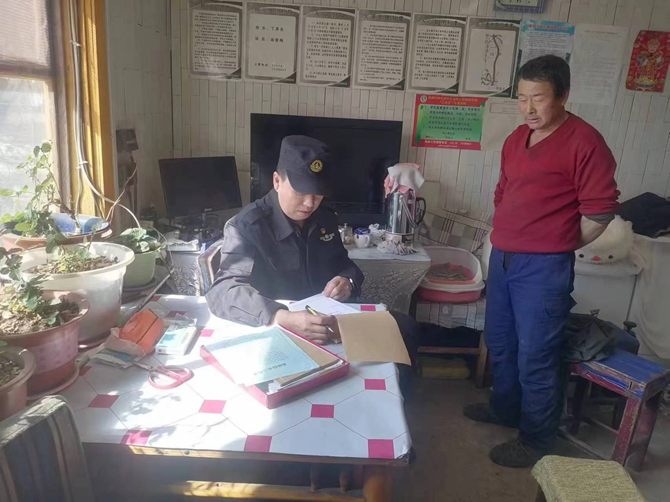 庫都爾森工公司哈牙世德林場開展轄區(qū)內(nèi)森林防滅火檢查督導工作.jpg