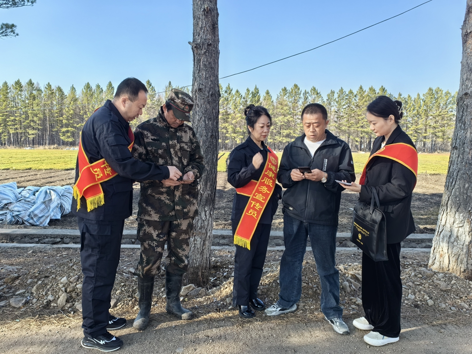 圖森公司工會(huì)服務(wù)項(xiàng)目宣傳到位3.jpg