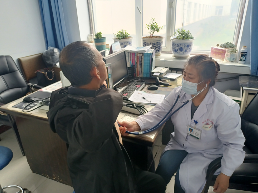 得耳布爾森工公司物資供應處開展職業危害接觸人員健康體檢 (1).png