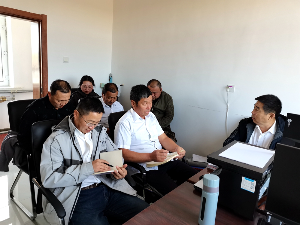 綽源森工公司生物質能源顆粒廠開展黨建工作專題培訓成__已改.jpg