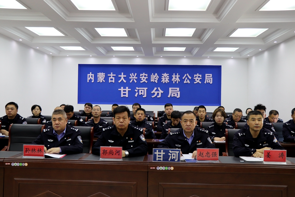 榜樣的力量！《人民公安從這里走來——全國“公安楷模”發布廳特別節目》觀看感悟__已改.jpg
