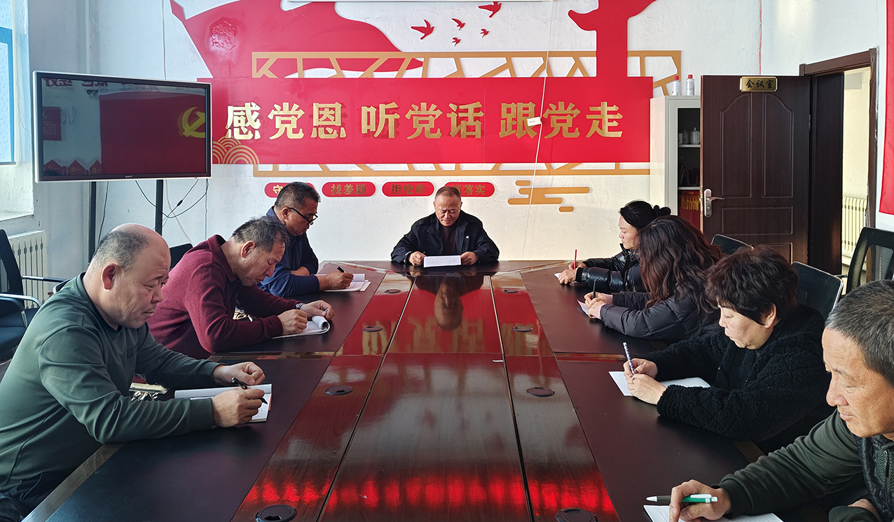 阿龍山森工公司阿烏尼經(jīng)營(yíng)管護(hù)中心加強(qiáng)法制學(xué)習(xí) 增強(qiáng)文物保護(hù)意識(shí).jpg
