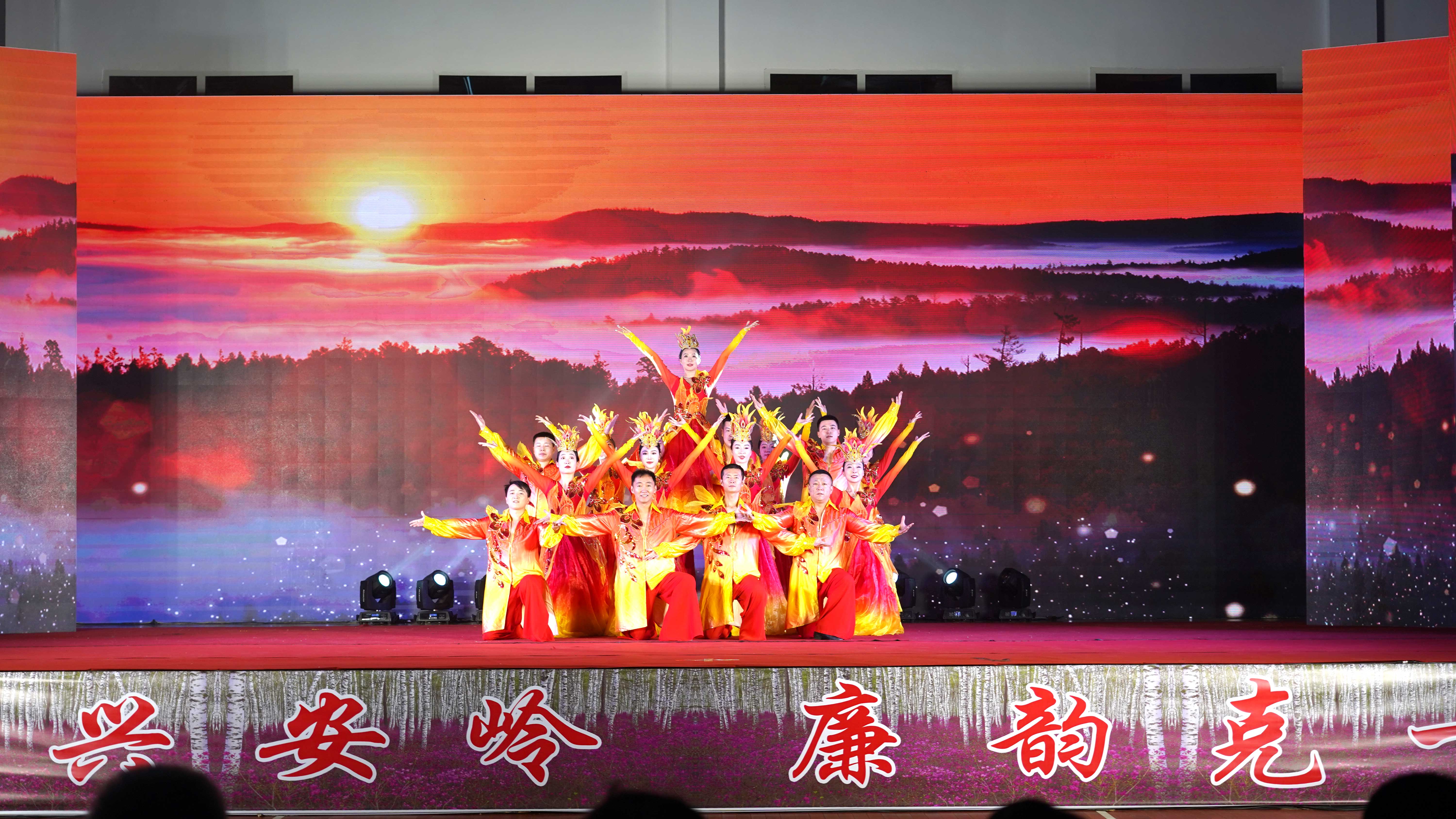 “清風林韻”文藝演出圓滿落幕-共繪廉潔文化新篇章.jpg