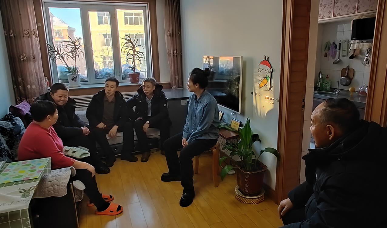 “黨建引領聚合力 結對幫扶暖民心”主題黨日活動 拷貝.jpg