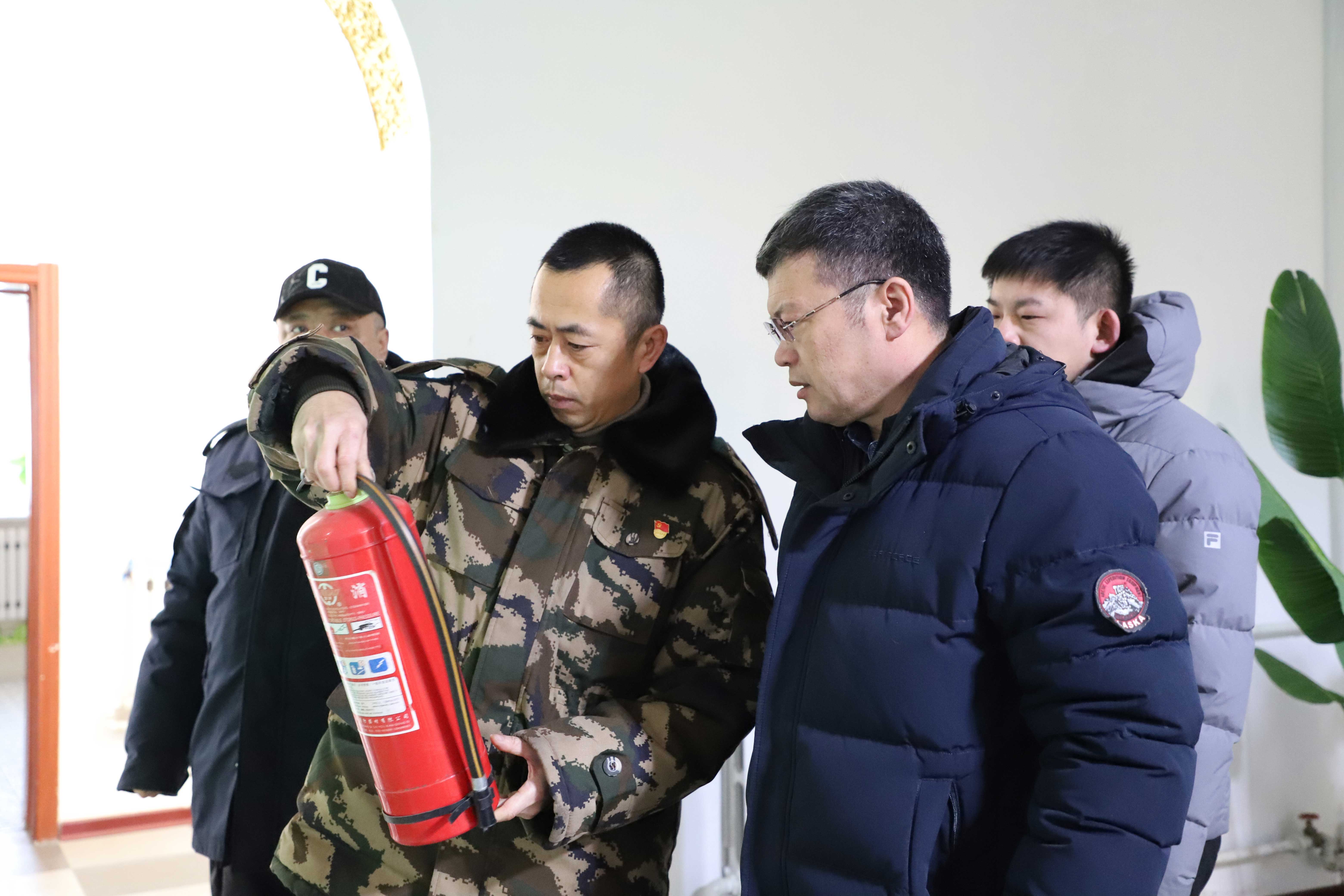 烏爾旗漢森工公司.jpg