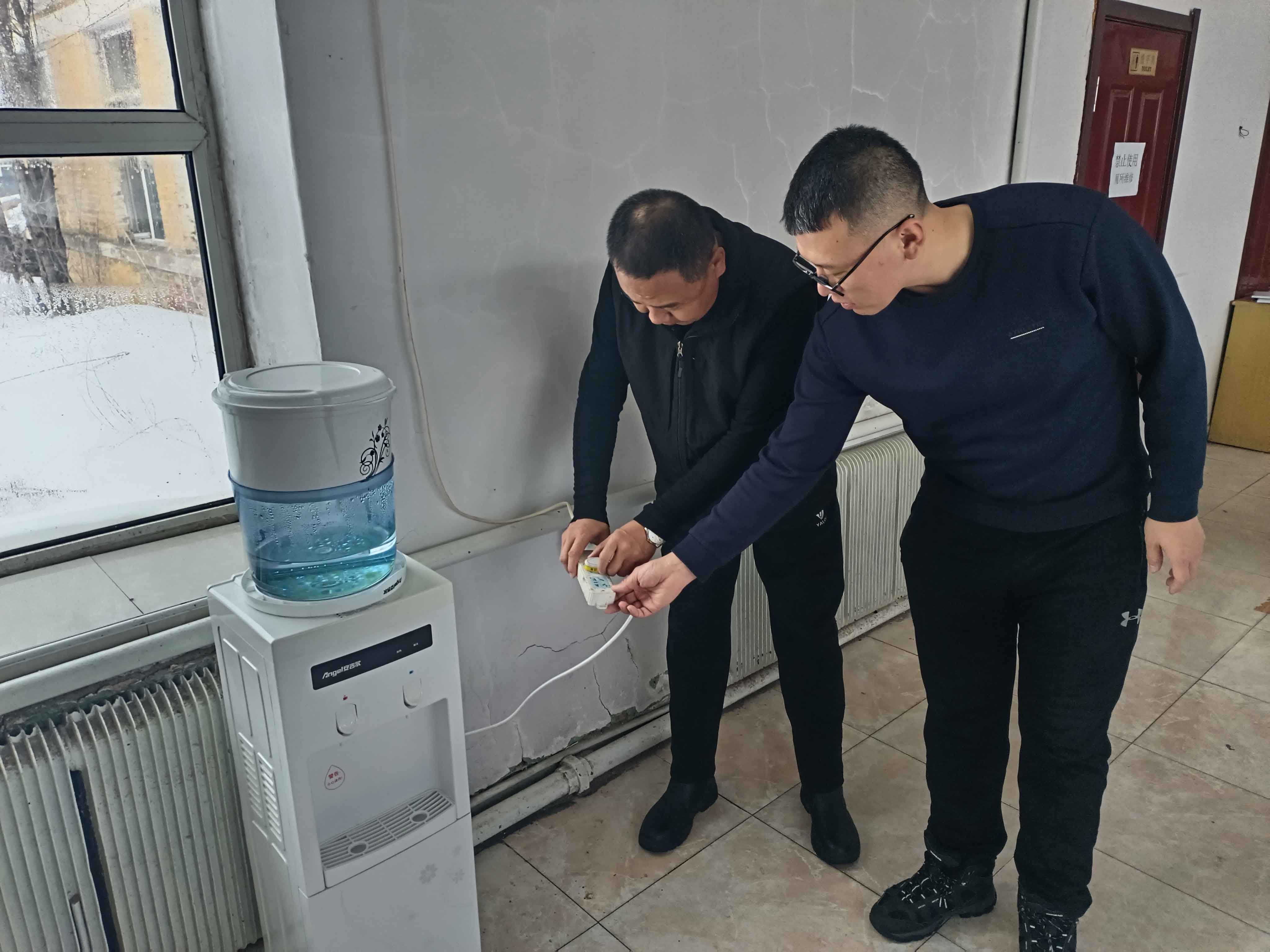 興安里經營管護中心開展節前安全隱患排查工作.jpg