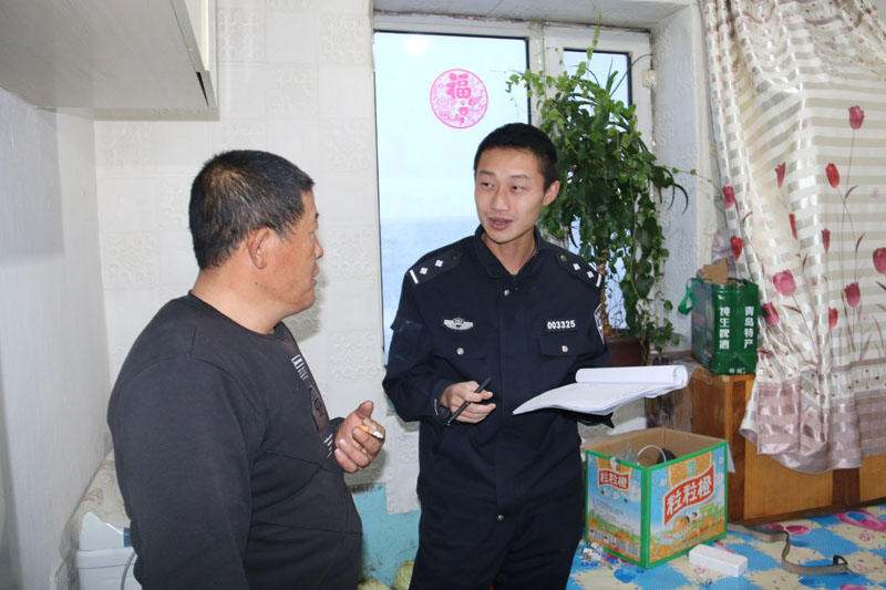 綽爾分局古營河派出所開展養殖場所走訪登記工作2.JPG