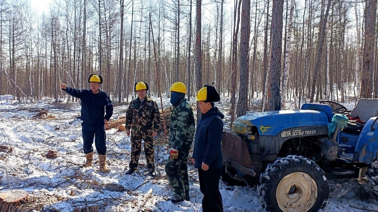 克一河托河經營管護中心進行安全生產檢查.jpg