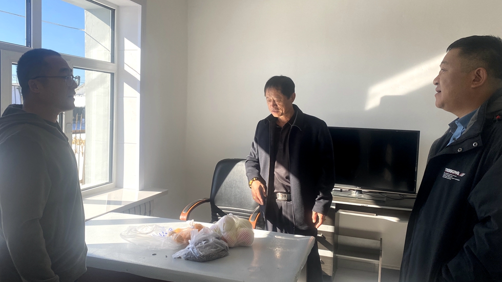 情系一線 暖心慰問.jpg