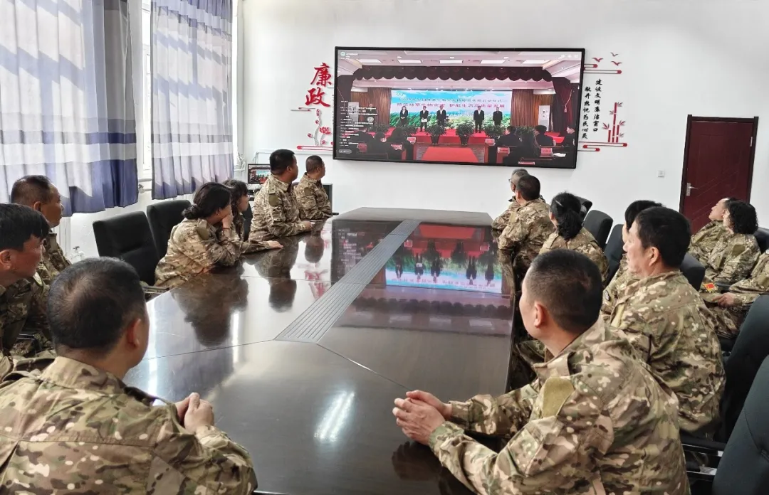 阿龍山森工公司森林經營中心森防站積極組織觀看“全國林草生物災害防控宣傳周啟動儀式”網絡直播.png