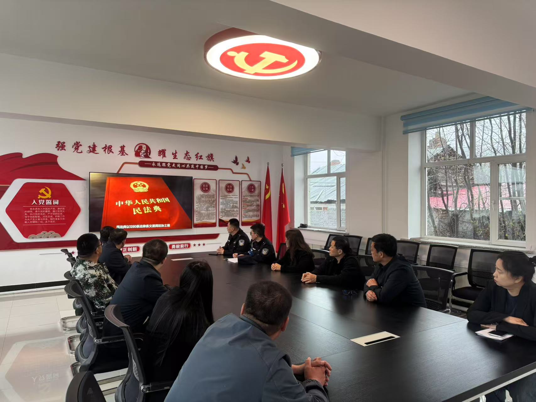 開展《民法典》學習宣傳活動 (2).jpg
