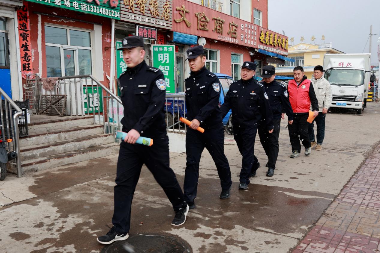 綽源地區“林長+警長”聯動護鳥 構建生態保護新格局 (3).jpg