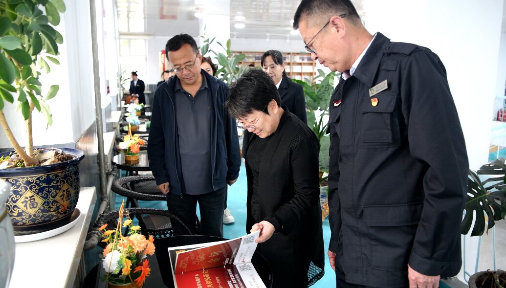 內蒙古自治區總工會提升職工生活品質評估組到圖里河森工公司開展試點評估工作 (3).jpg
