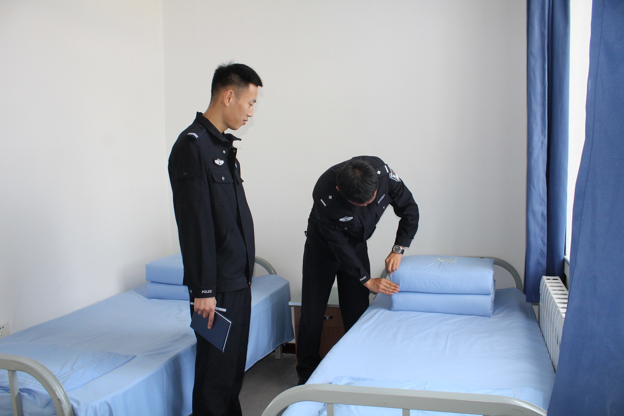 金河分局內務規范化培養活動全面啟動.JPG