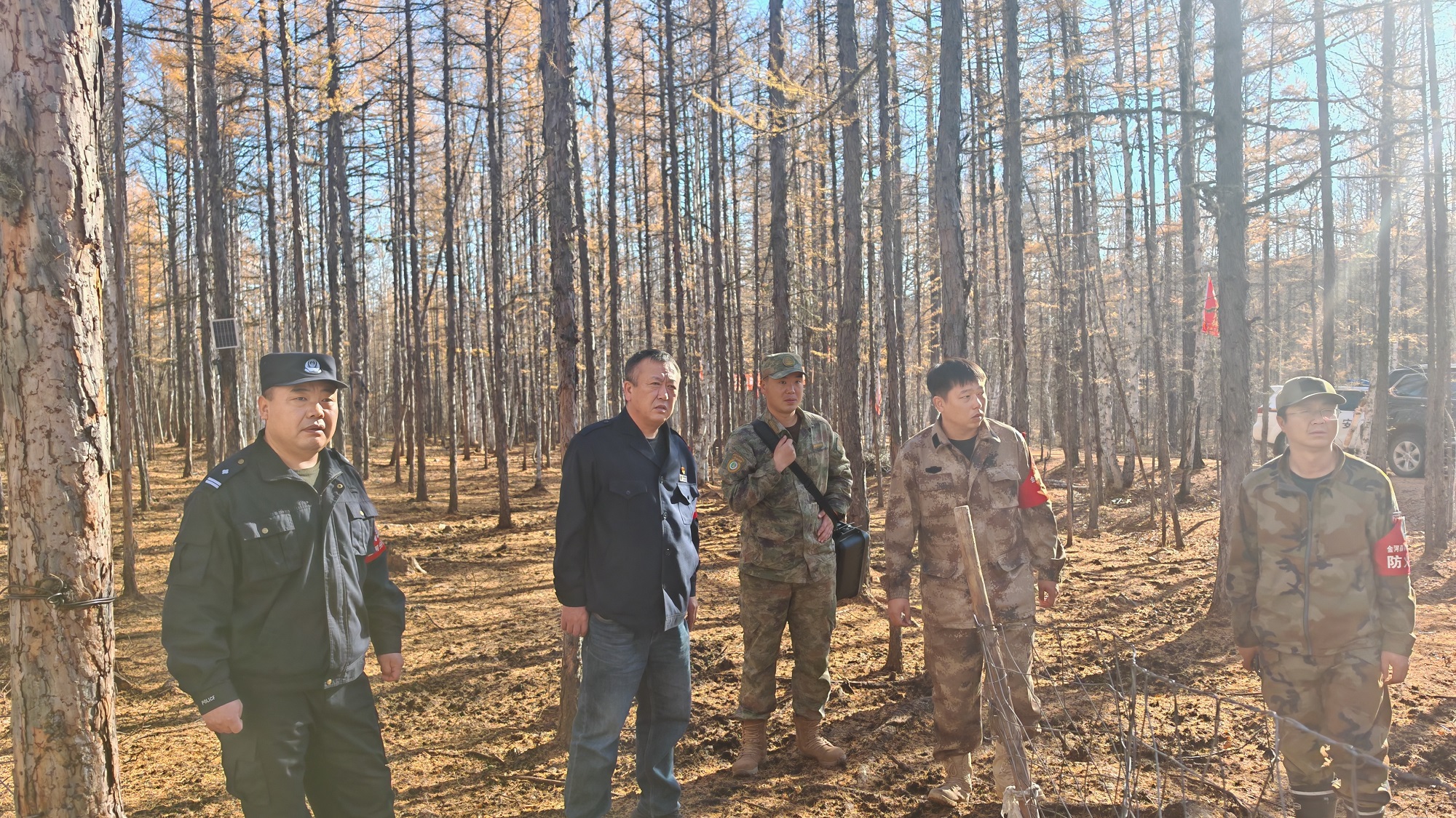 金河分局持續(xù)深化山林巡護(hù)工作 (1).jpg